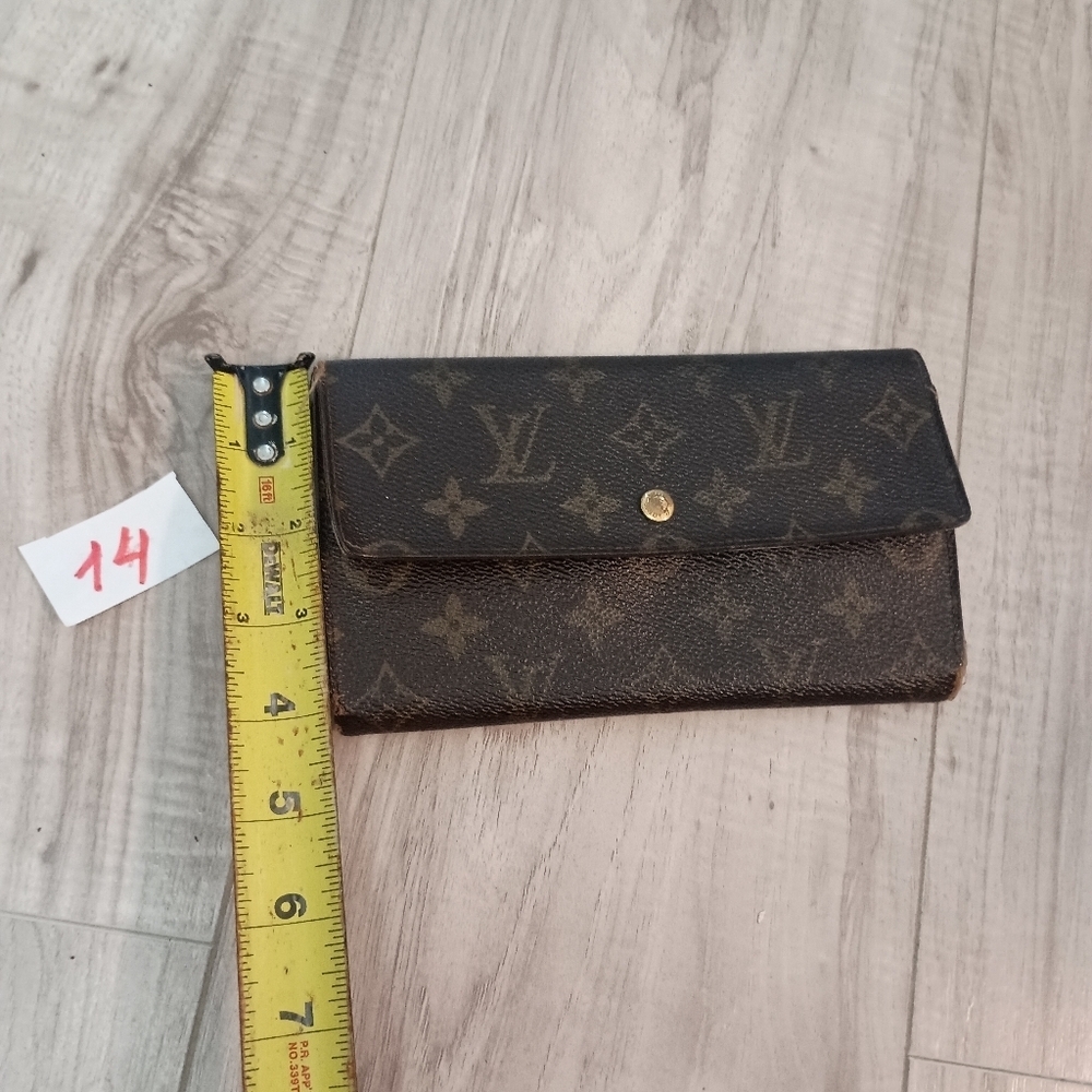 Louis Vuitton Monogram Porte Tresor International Long Trifold Wallet - Picture 16 of 16